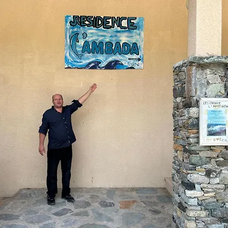 Vue 2/3 Pers 1 Bed + 1 Cot *